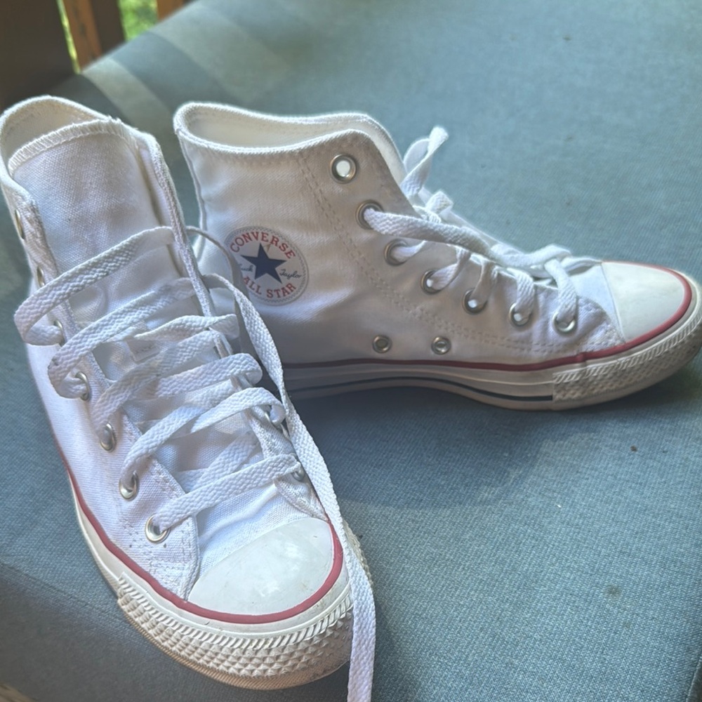 Converse White and Red High-Tops